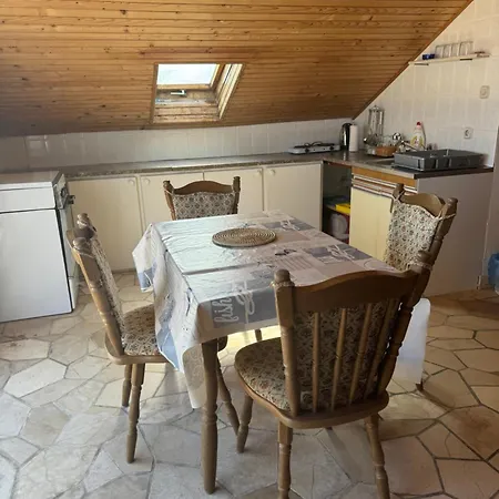 Suzana Including Private Pool Проживание в семье