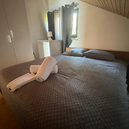 Проживание в семье Suzana Including Private Pool